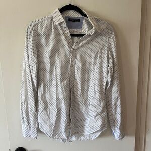 2 Banana Republic Button Down Shirt Bundle